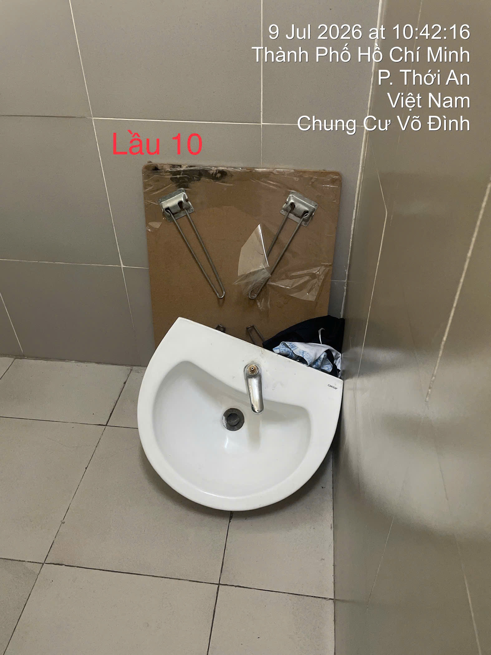 post photo